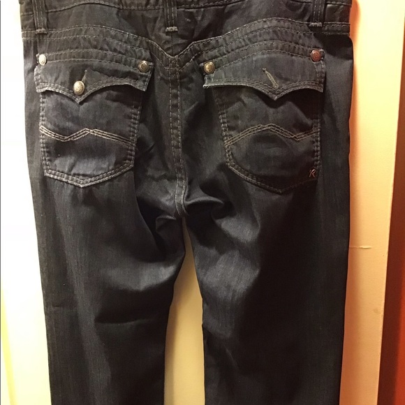 Jeans - Picture 2 of 3